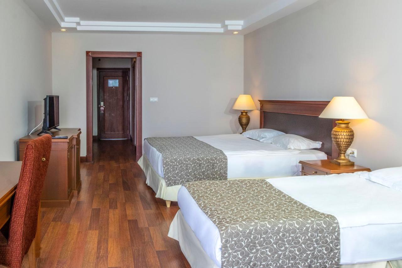 Bodrum Holiday Resort & Spa Bagian luar foto