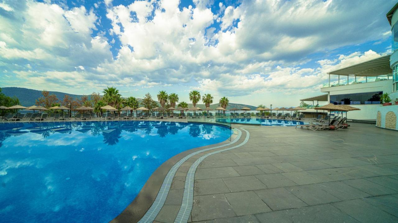 Bodrum Holiday Resort & Spa Bagian luar foto