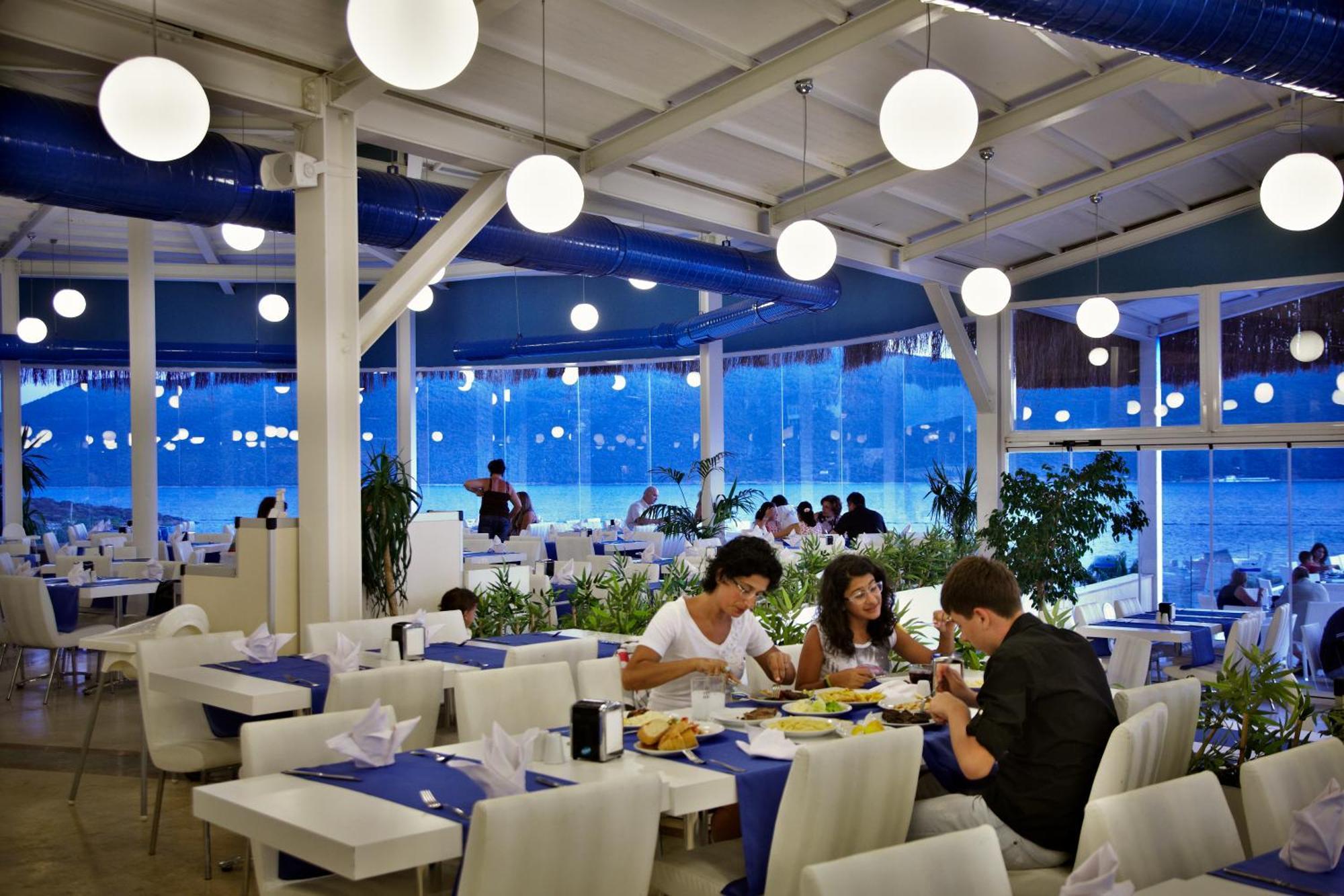 Bodrum Holiday Resort & Spa Bagian luar foto